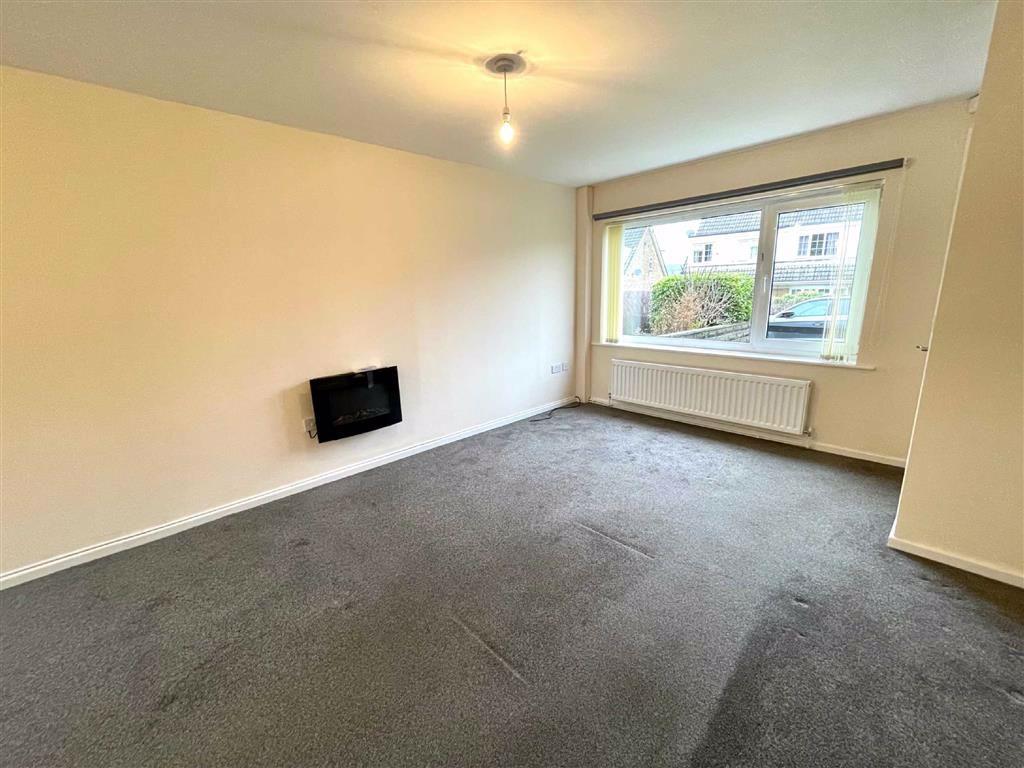 Grasmere Drive, Lower Edge, Elland, HX5 3 bed semidetached house £