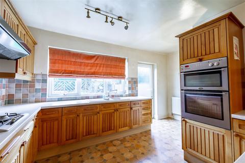 3 Barratt Crescent, Attenborough, Nottingham, NG9 6AH