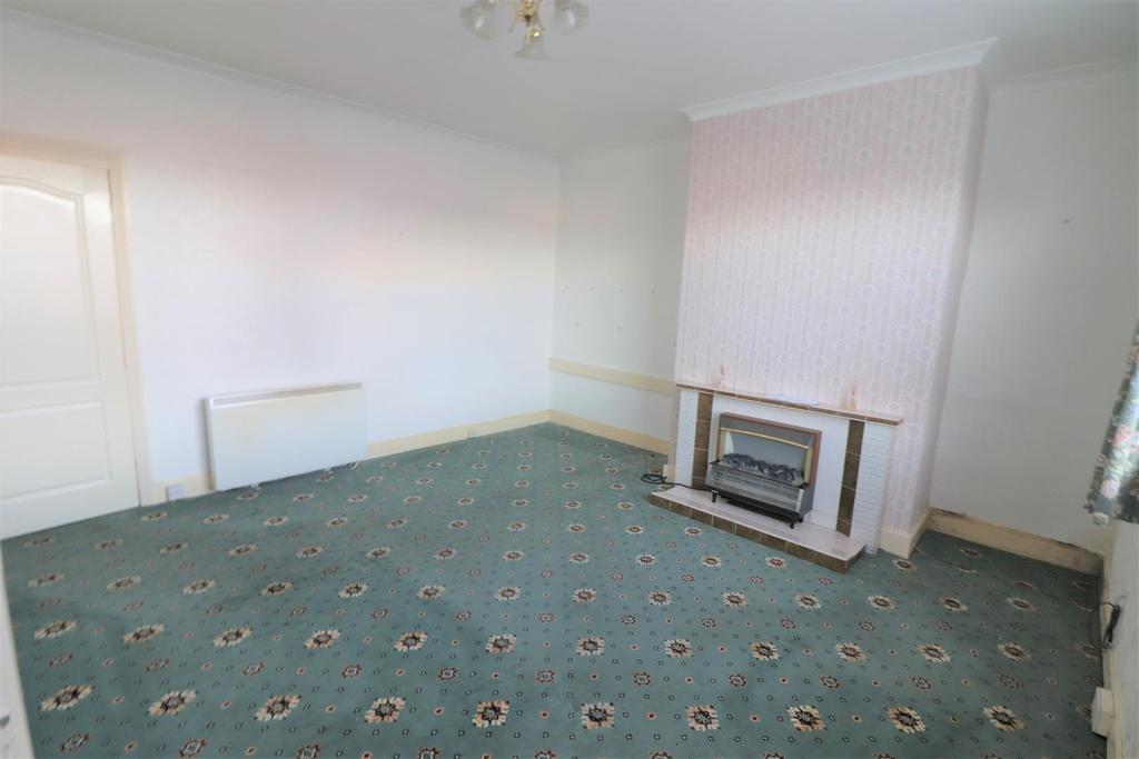 Milburn terrace, Stakeford 2 bed semidetached house £50,000