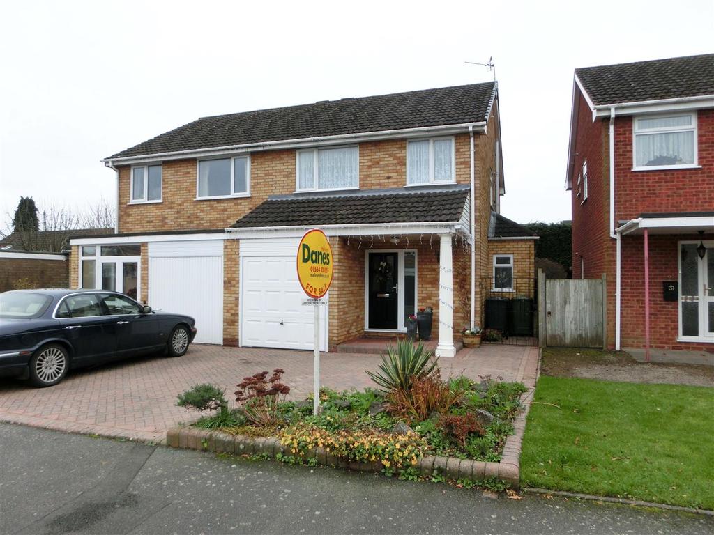 The Spinney, Wythall 3 bed semidetached house for sale £325,000