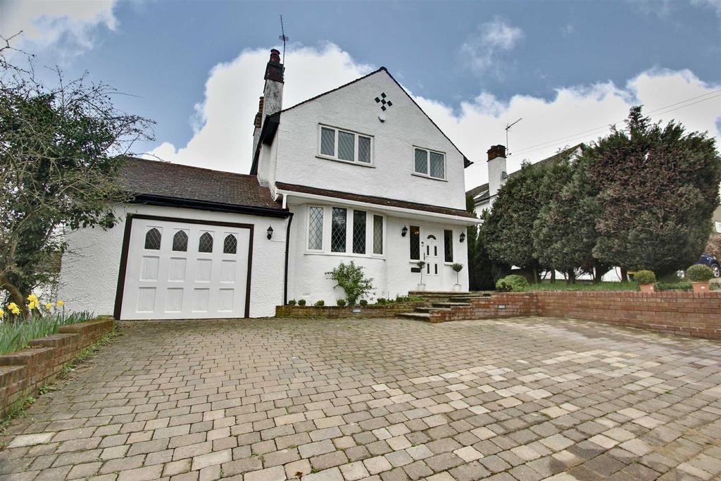 Toms Lane, Kings Langley 3 bed detached house £2,250 pcm (£519 pw)