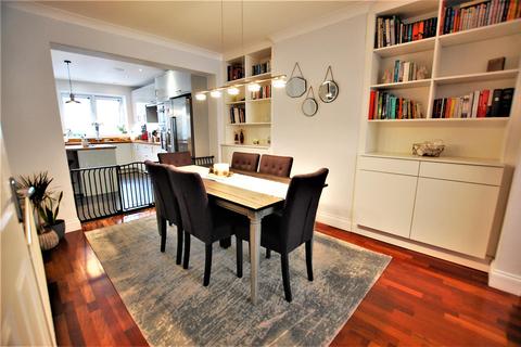 3 Barr Road, Potters Bar, EN6 5PG