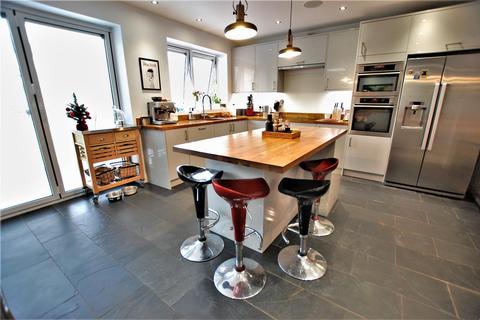3 Barr Road, Potters Bar, EN6 5PG