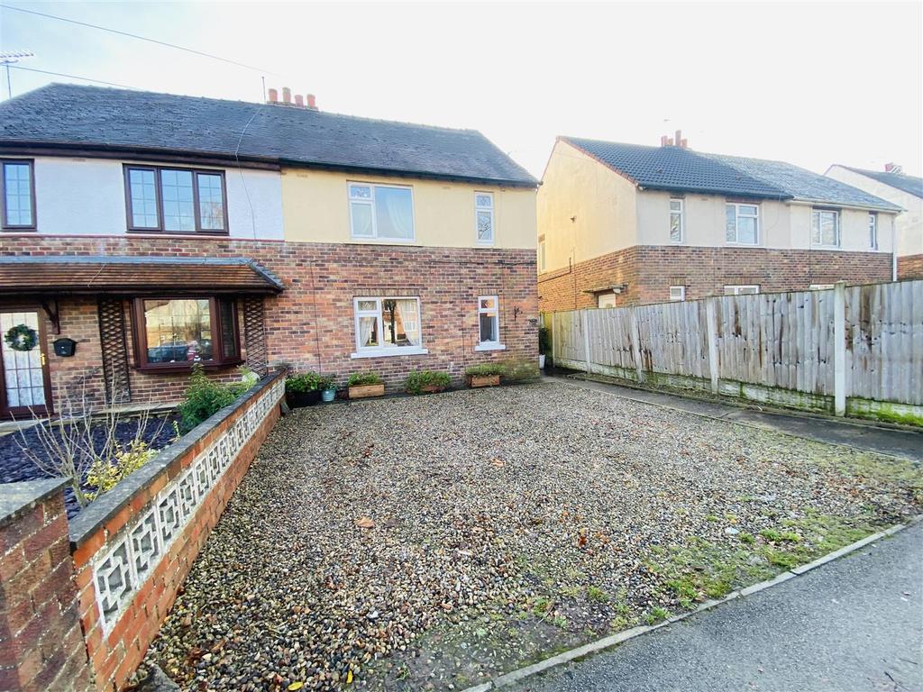 Abbotts Road, Selby 3 bed semidetached house £170,000
