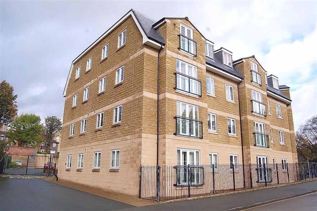 The Hub, Halifax, HX1 2 bed apartment £595 pcm (£137 pw)