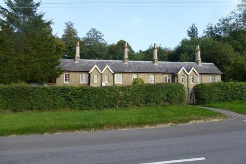 1 bedroom terraced house to rent, HIGH STREET, COLSTERWORTH