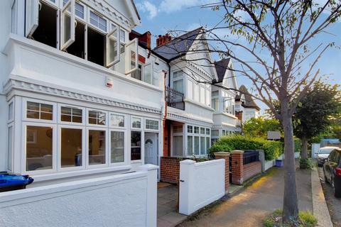 7 Bournemouth Road, London, SW19 3AR