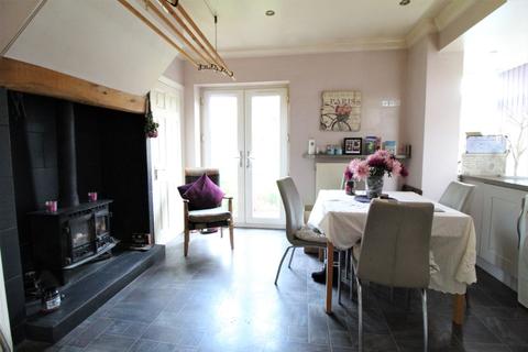 Meadow View, 61 Beverley Road, Dunswell, Hull, HU6 0AD