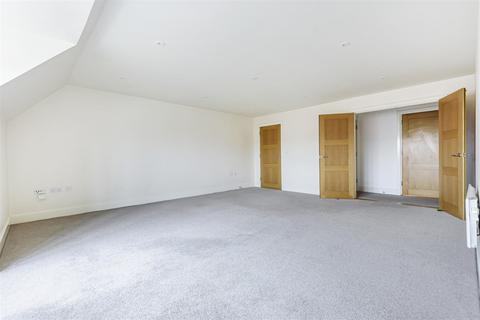 2 bedroom penthouse for sale - St. Agnes Place, Chichester, PO19