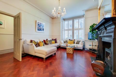 73 Goldsmith Avenue, London, W3 6HP