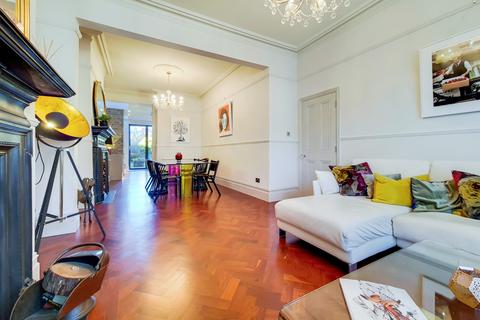 73 Goldsmith Avenue, London, W3 6HP