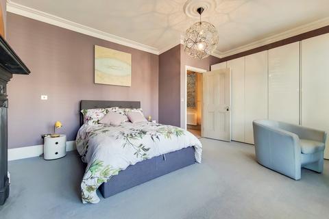 73 Goldsmith Avenue, London, W3 6HP