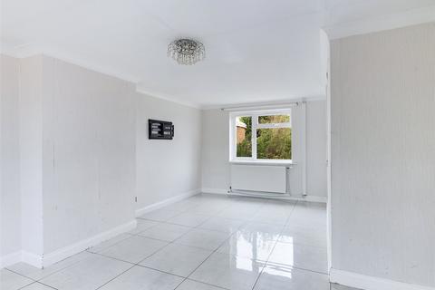 3, Marvyn Cottages Camp Road, Ufton Nervet, Reading, RG7 4EX