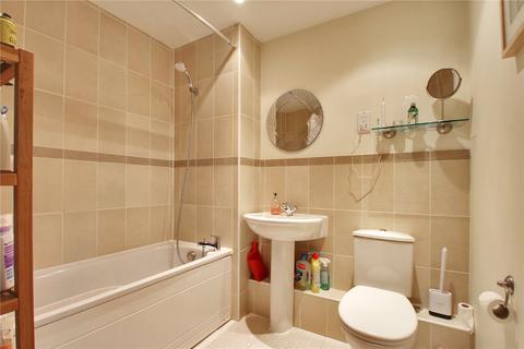 9 Capability Way, Greenhithe, DA9 9GY
