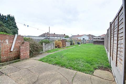 16 Warren Close, London, N9 8QE
