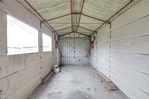 16 Warren Close, London, N9 8QE