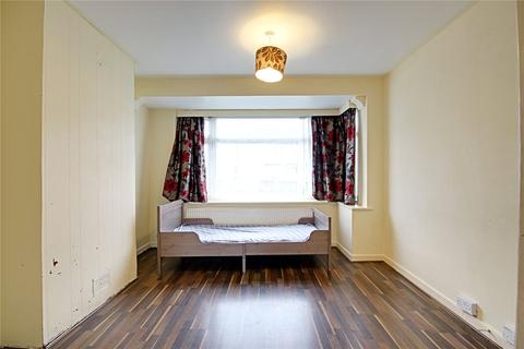 16 Warren Close, London, N9 8QE