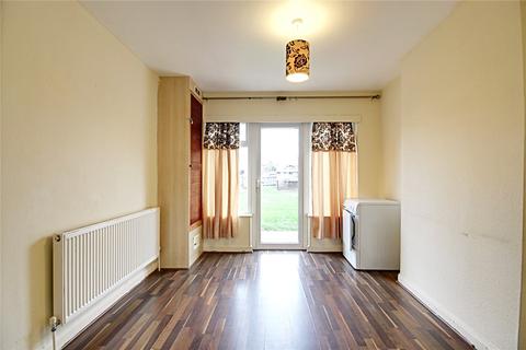 16 Warren Close, London, N9 8QE