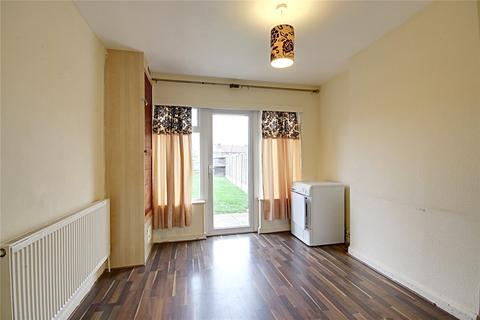 16 Warren Close, London, N9 8QE