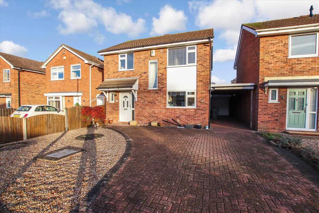 Helsby Road, Lincoln 3 bed detached house £215,000