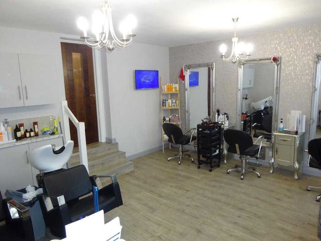 Napier Road, Swalwell, Newcastle upon... Retail property (high street