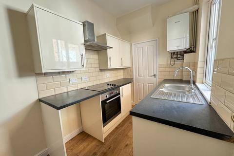 2 bedroom terraced house to rent, Clare Street, Stoke-on-Trent, ST4