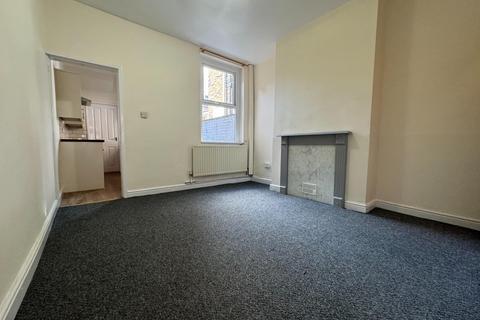 2 bedroom terraced house to rent, Clare Street, Stoke-on-Trent, ST4