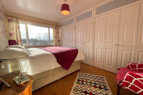 12 Carless Close, Hereford, HR1 1NS