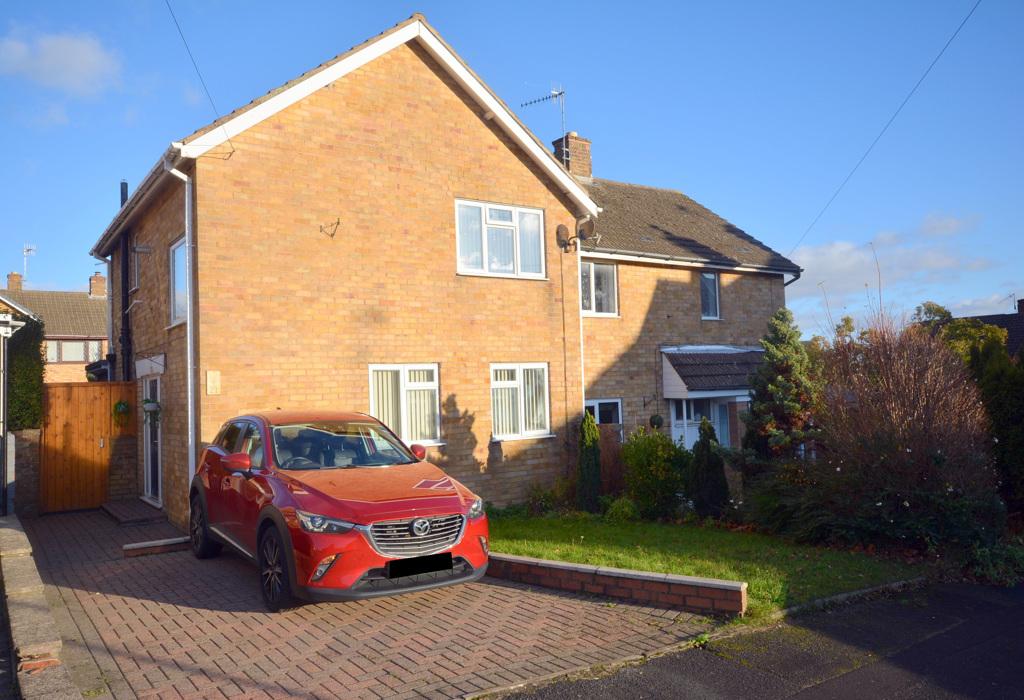 Blackdown Avenue, Loundsley Green... 2 bed semidetached house £170,000
