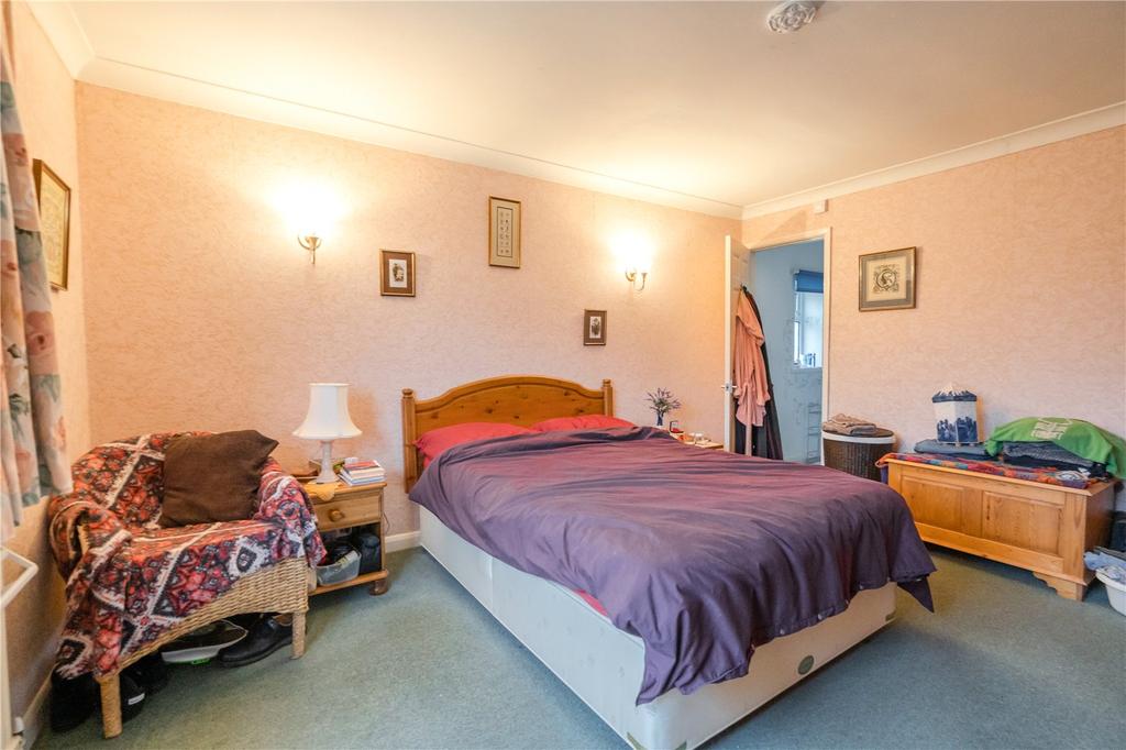 Main Bedroom