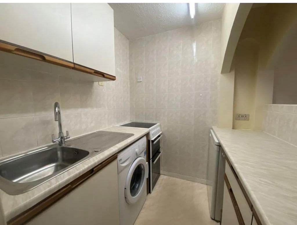 Apartment in Leicester, City of Leicester - View 3