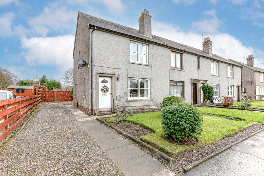 Orchard Road, Bridge of Allan, FK9 2 bed end of terrace house £160,000