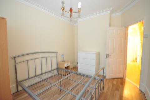 4 bedroom terraced house to rent - Westfield Road Southsea PO4