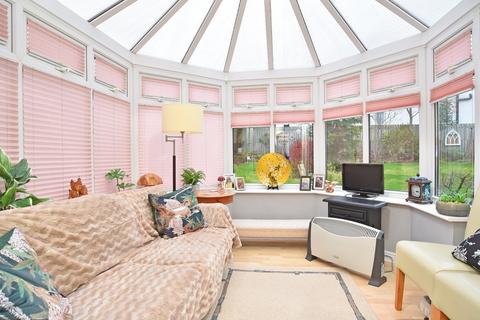21 Brinklow Way, Harrogate, HG2 9JW