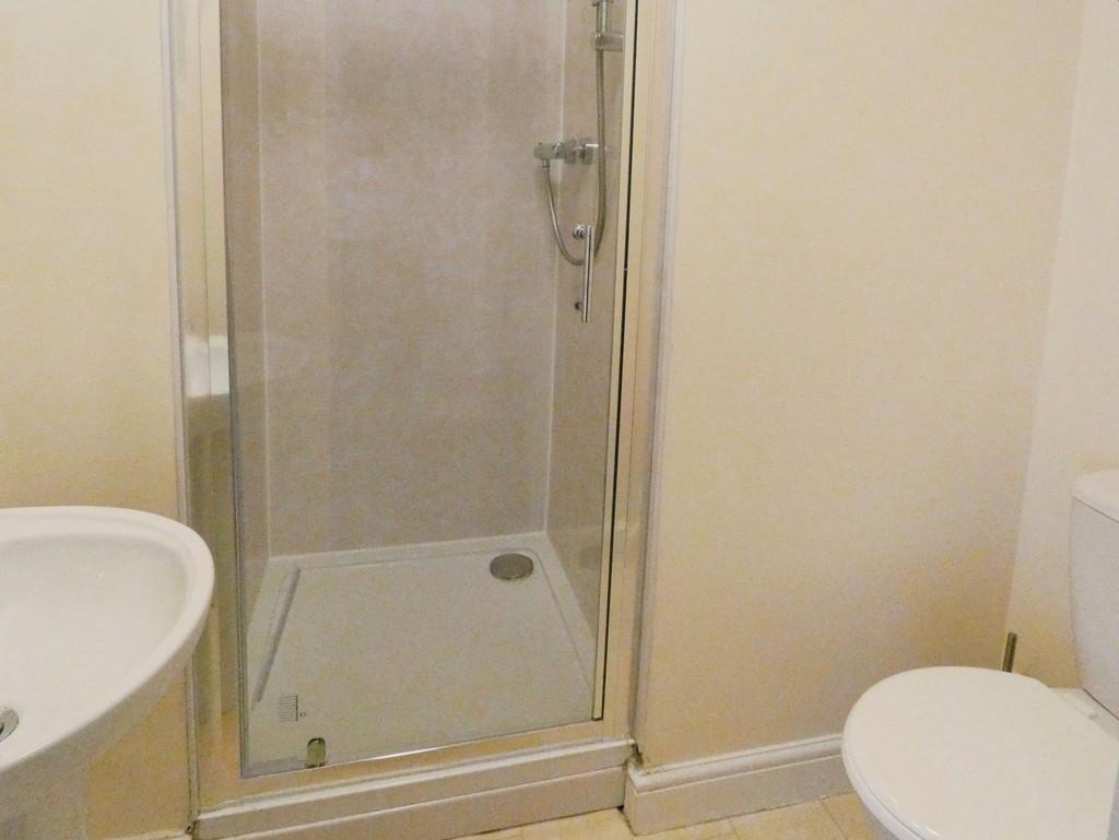 5427fe62-shower 20room