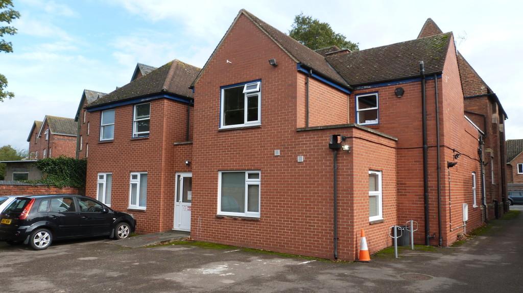 Heathville Road, Kingsholm, Gloucester 1 bed semidetached house to