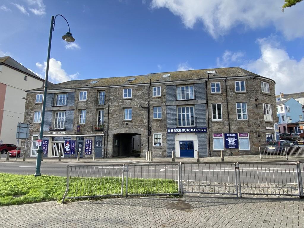 Wharf Road, Penzance 2 bed apartment £290,000