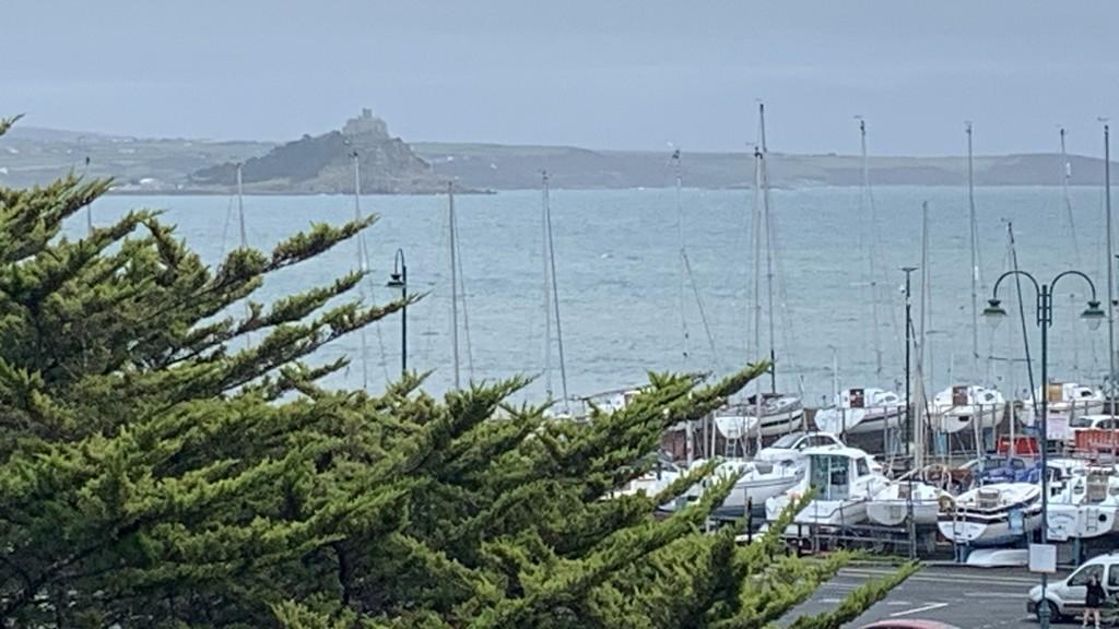 Wharf Road, Penzance 2 bed apartment £290,000
