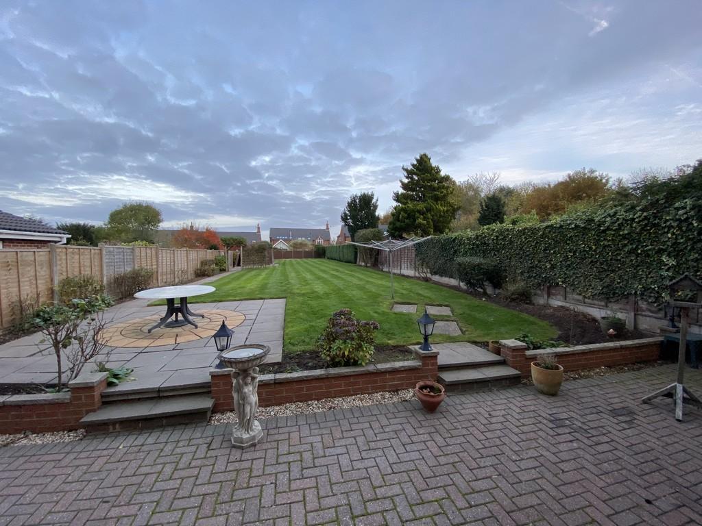Lawn Avenue, Etwall 4 bed detached house £425,000