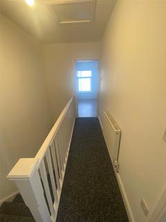 2 bedroom apartment to rent - Beaufort Rise, Beaufort, Ebbw Vale, Blaenau Gwent, NP23
