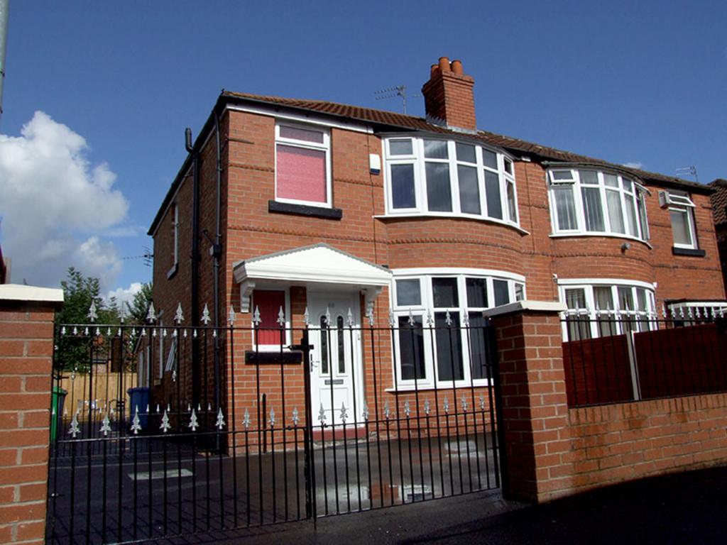 Delacourt Road, Fallowfield, Manchester 5 bed semidetached house £