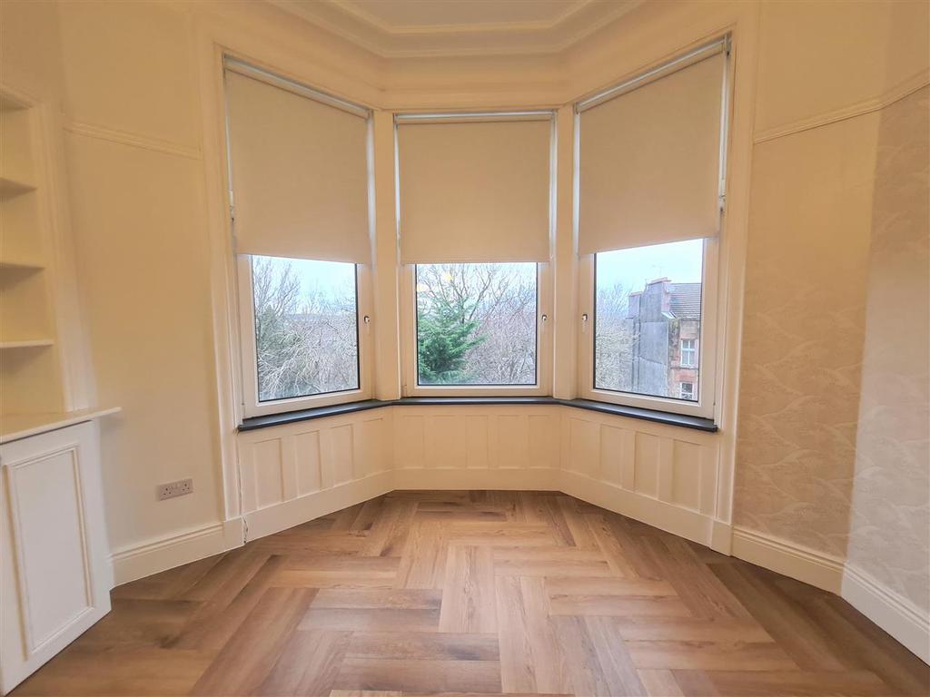 Bellwood Street, Shawlands, Glasgow 2 bed apartment £1,050 pcm (£242 pw)