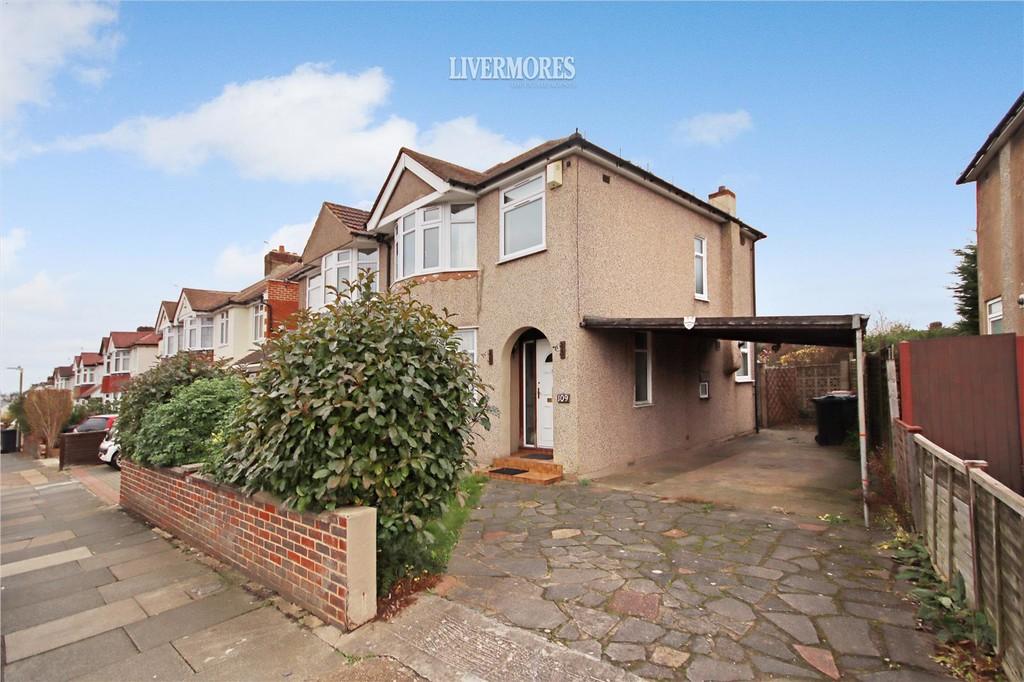 Wentworth Drive, West Dartford 3 bed semidetached house £425,000