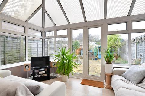 10 Admers Wood, Vigo, Gravesend, DA13 0SP