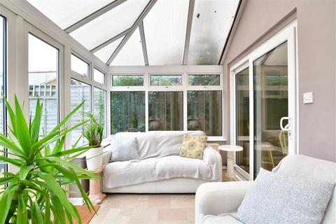 10 Admers Wood, Vigo, Gravesend, DA13 0SP