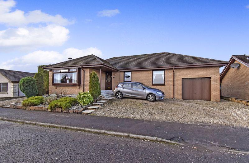 Woodside Avenue, Kilsyth 3 bed detached bungalow £239,995