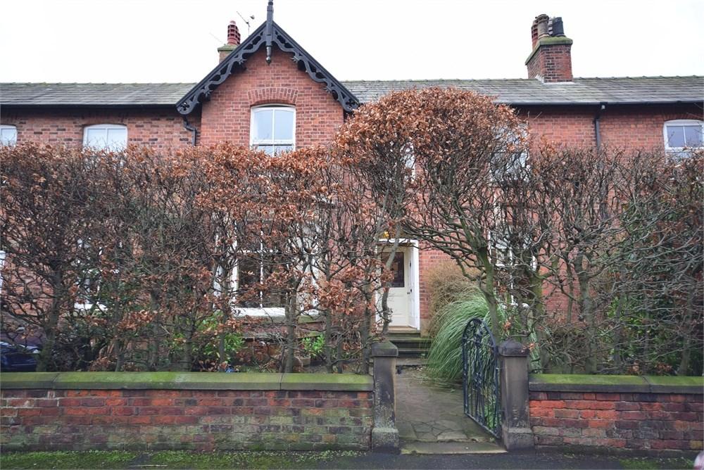 Agnew Street, Lytham St Annes, FY8 3 bed terraced house £1,400 pcm (£