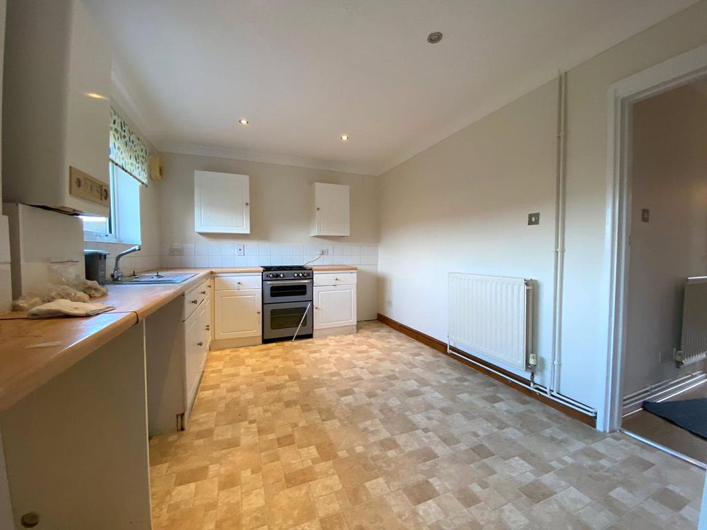 Cudworth Road, Willesborough, Ashford, Kent, TN24 3 bed semidetached