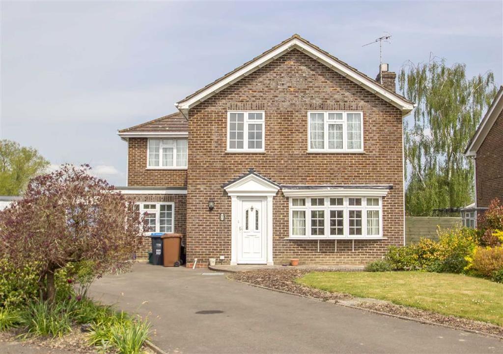 Rushfords, Lingfield, Surrey 5 bed detached house £2,250 pcm (£519 pw)