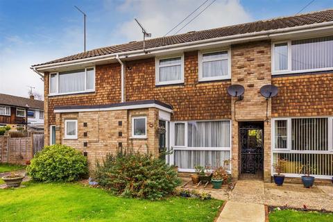 98 Greenacres, Oxted, RH8 0PB